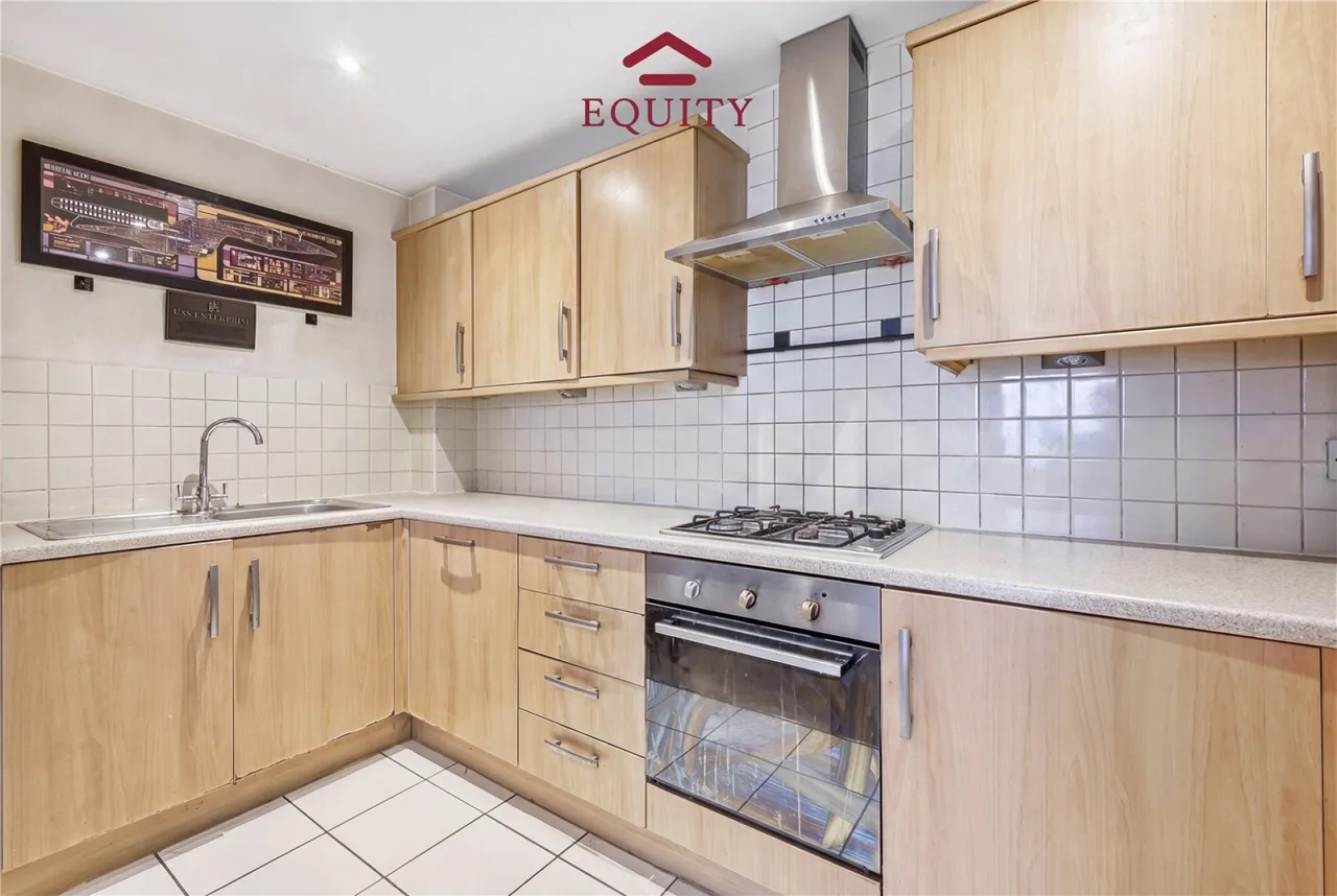 Weller Mews, Enfield, photo 6