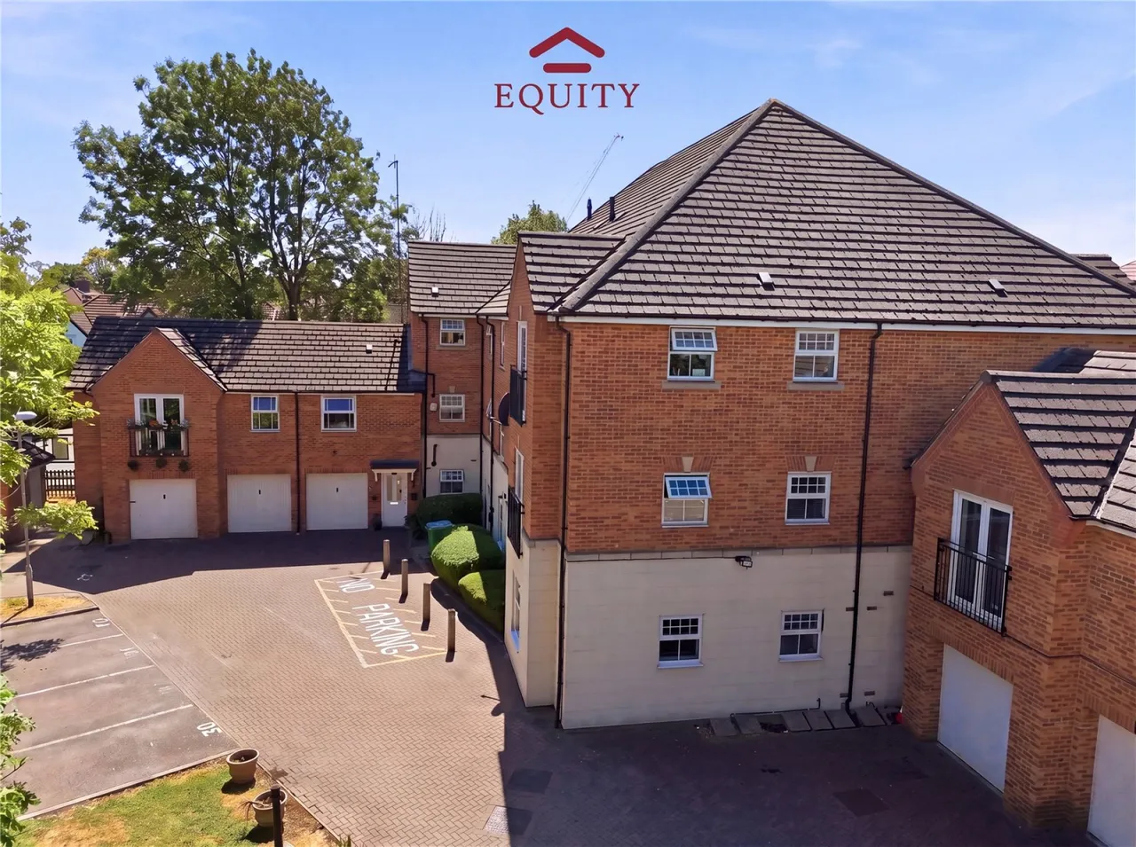 2 bed property for sale, Weller Mews, Enfield