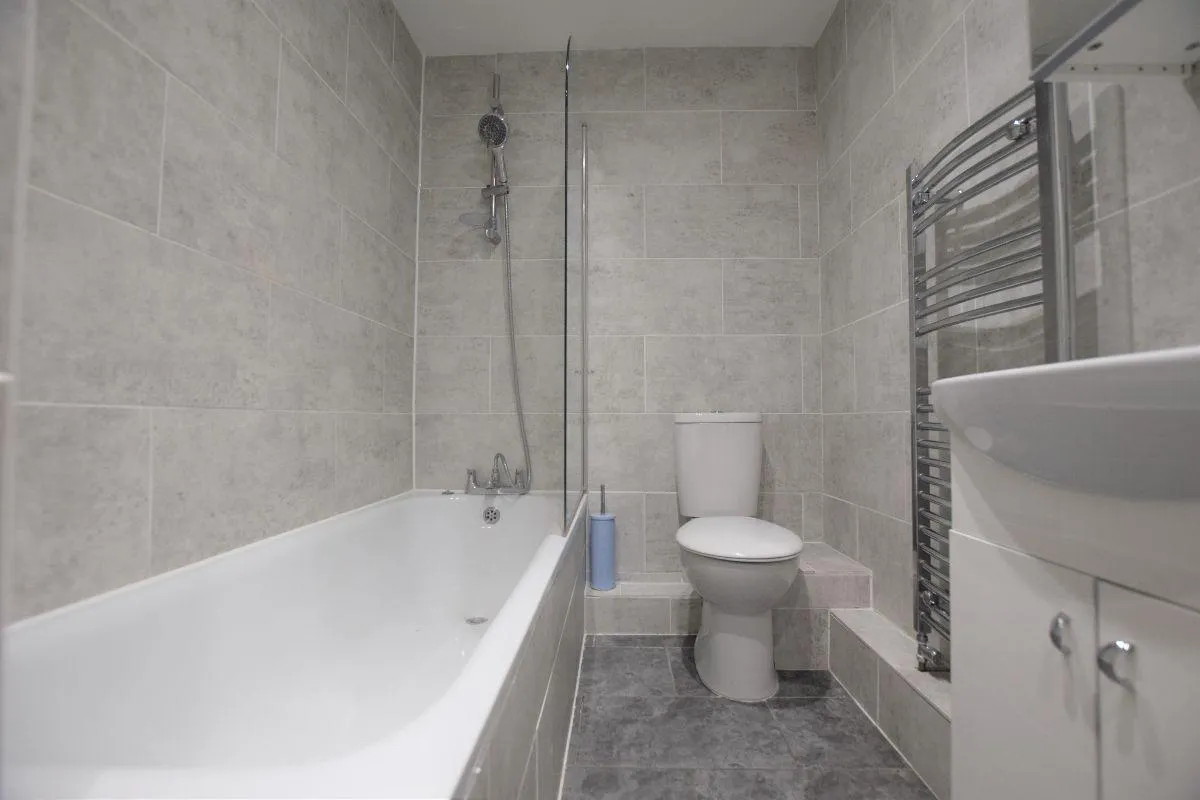 Tenterden Drive, Canterbury, CT2, photo 3