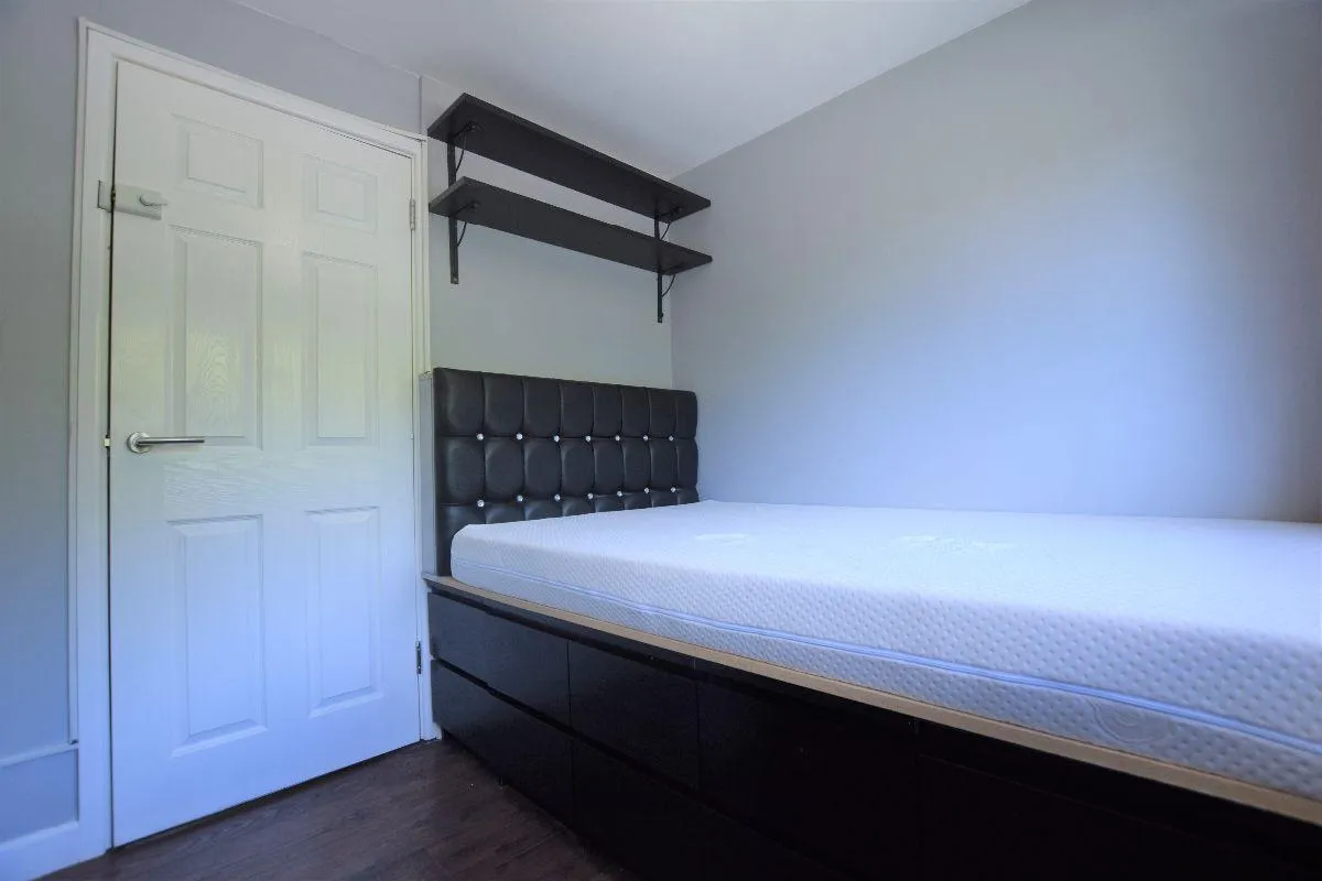Tenterden Drive, Canterbury, CT2, photo 2
