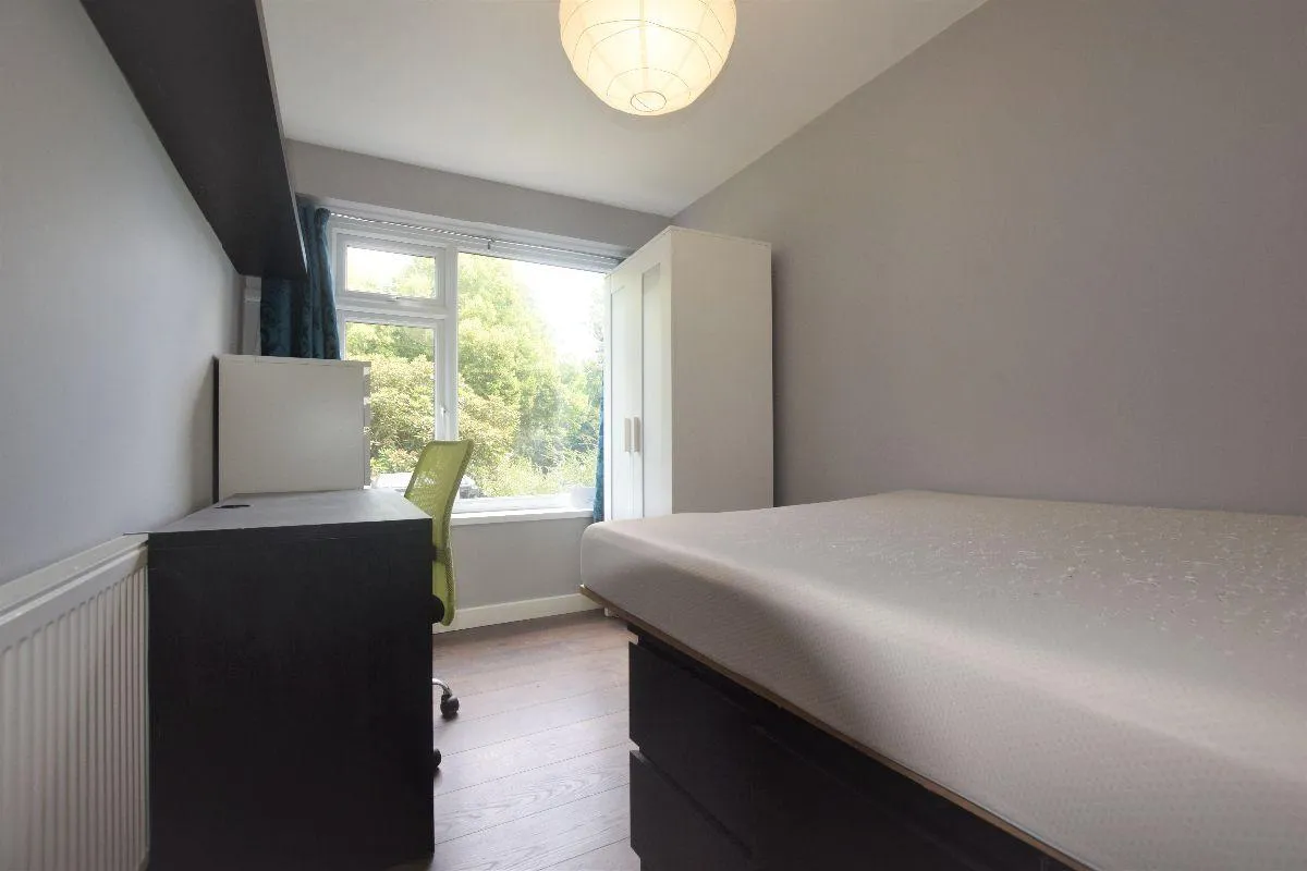 Tenterden Drive, Canterbury, CT2, photo 9