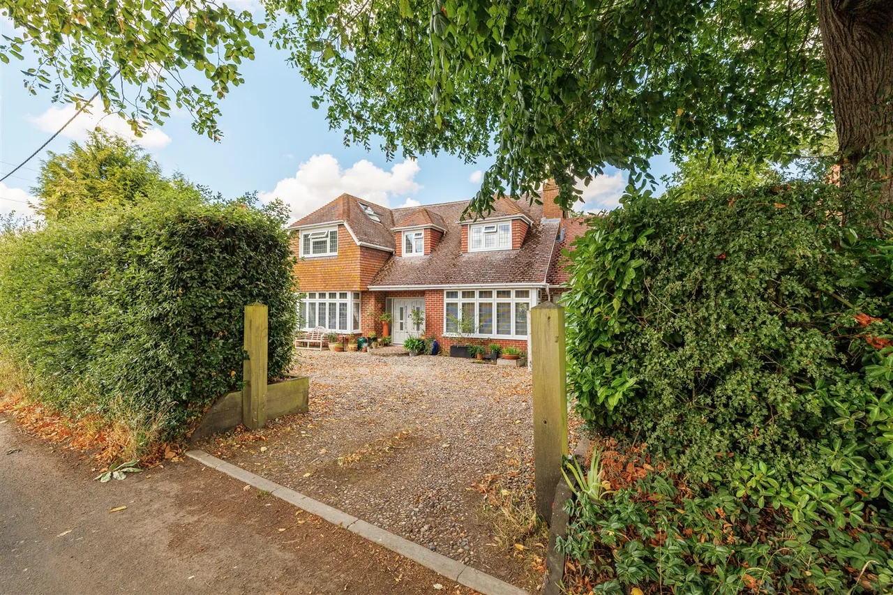 3 bed house for sale, Narrow Way, Wenhaston, IP19