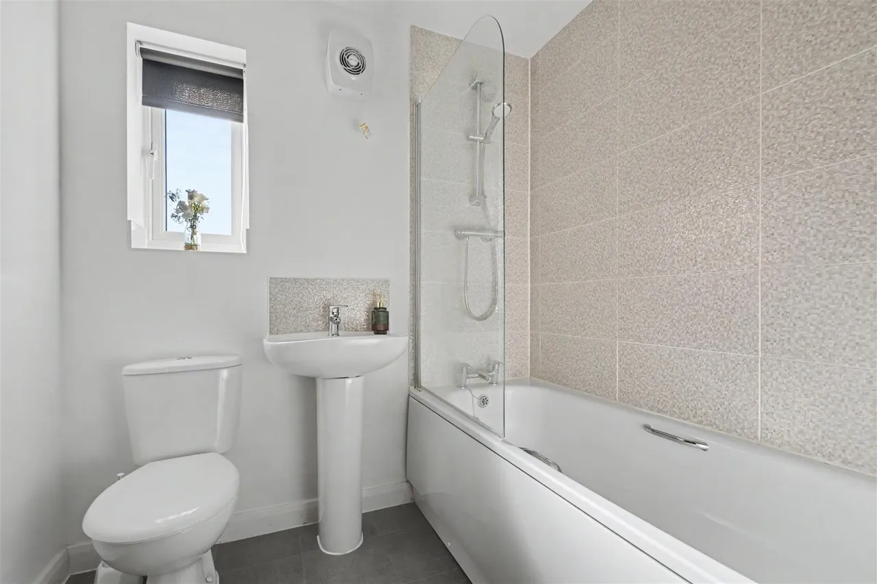 Cotmanhay Road, Ilkeston, DE7, photo 8