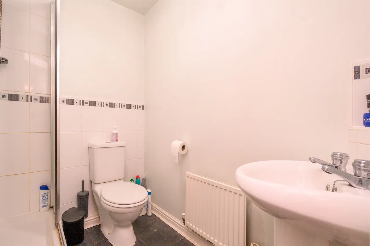 Teasel Drive, Kettering, NN14, photo 6