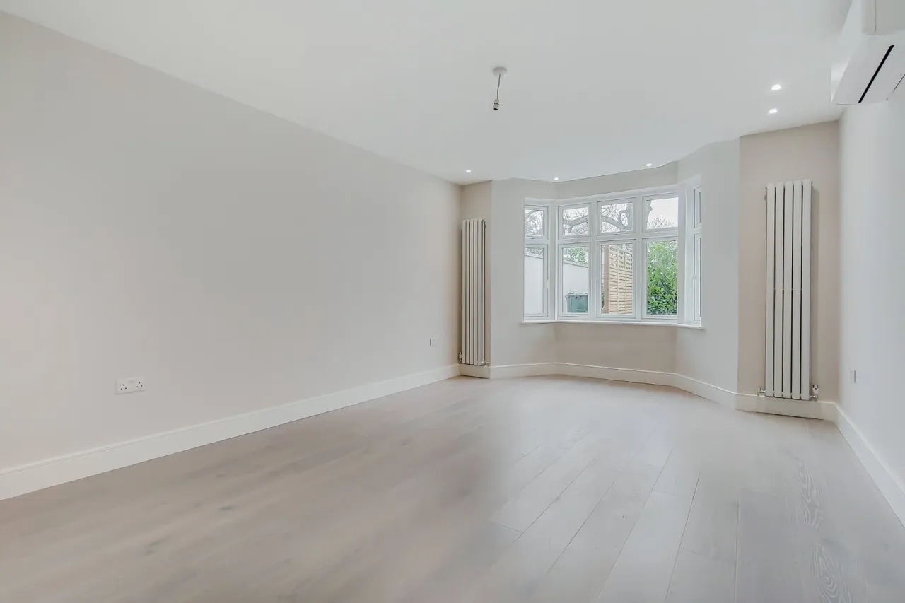 Bridge Lane, Golders Green, NW11, photo 6