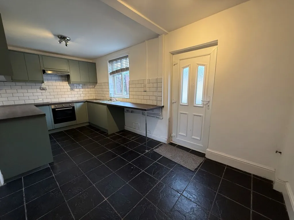 Wellington Street, Retford, DN22, photo 3