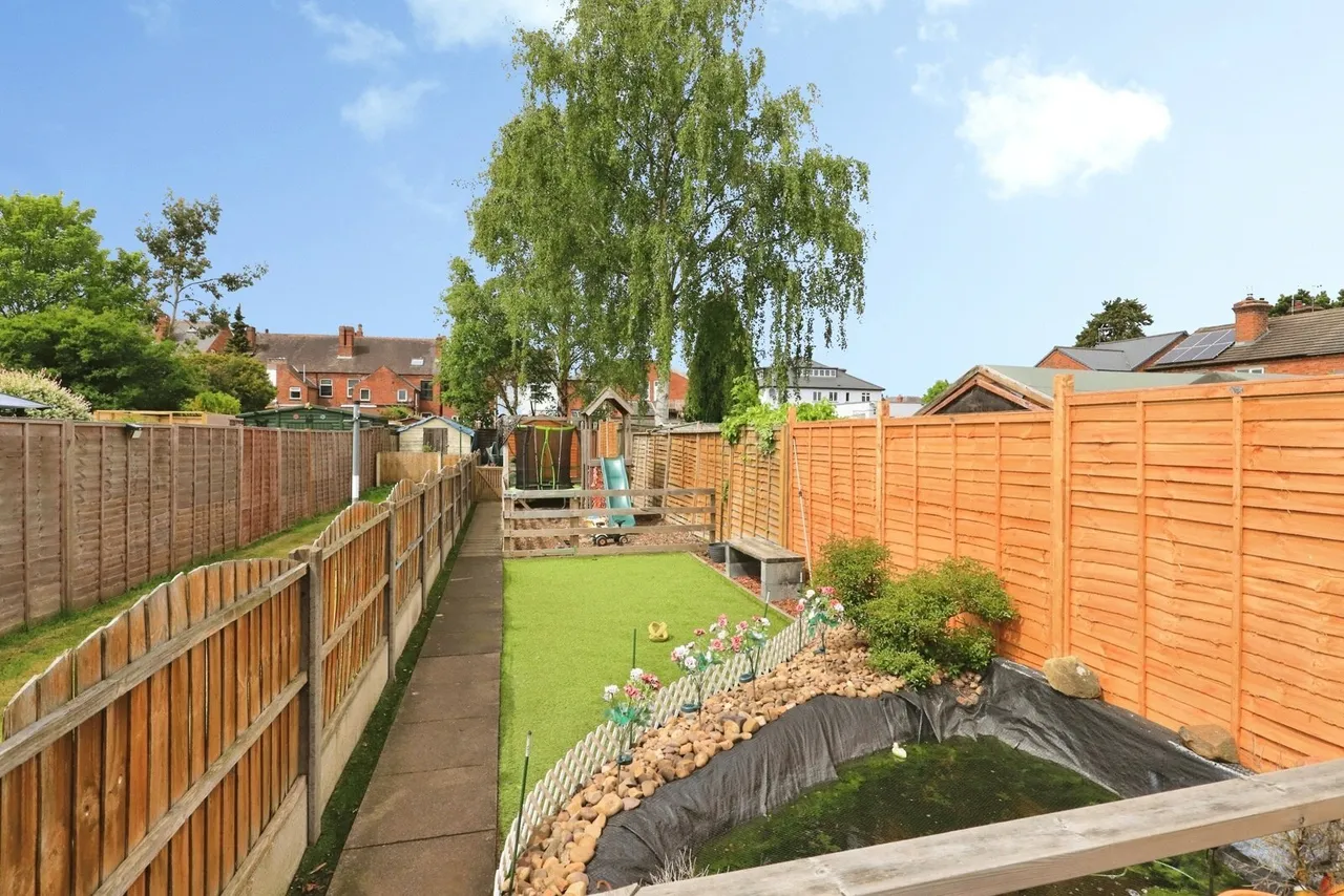 Neville Avenue, Kidderminster, DY11, photo 16