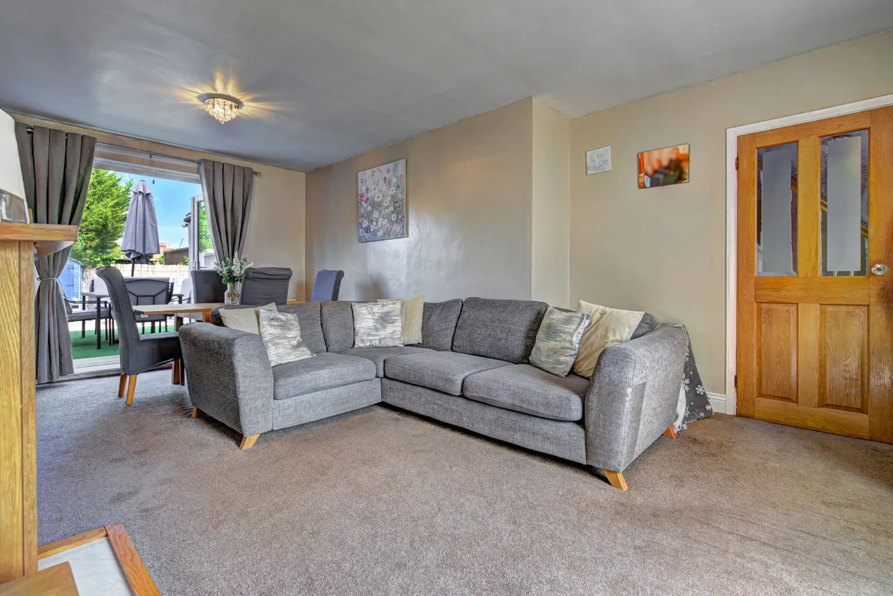 64 Sutton Way, Whitby, Ellesmere Port, Cheshire, CH65 7DN, photo 4