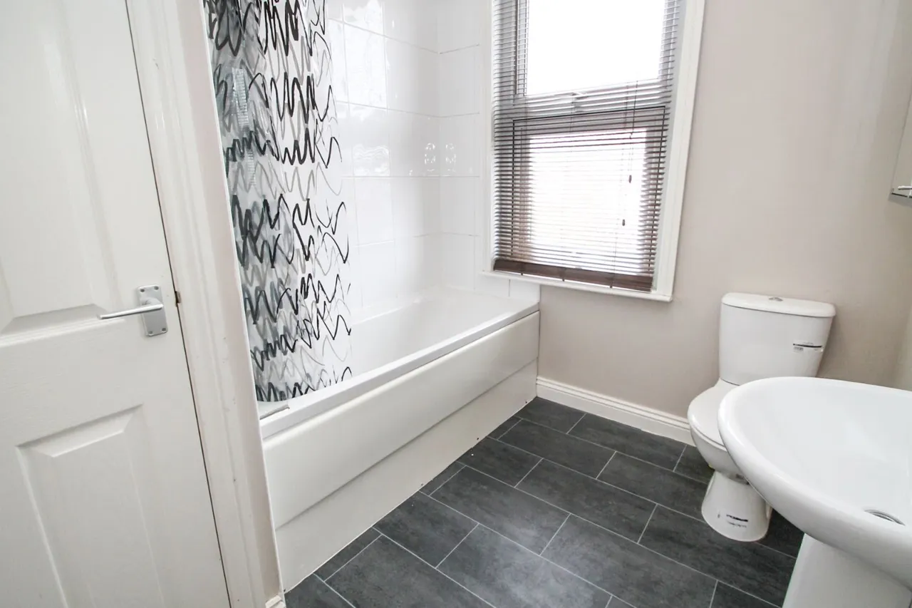 Highbury Road, Headingley, LS6, photo 10