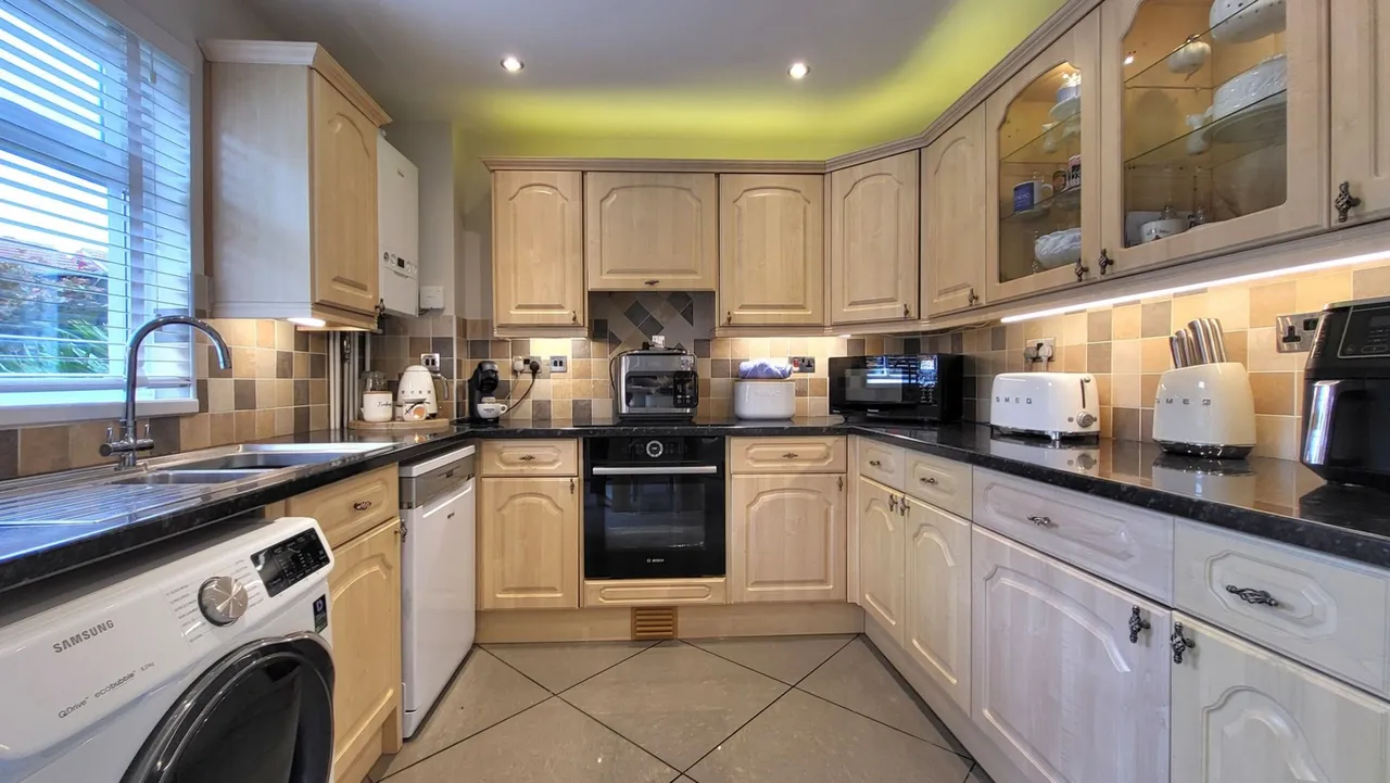 Long Pasture, Werrington, Peterborough, PE4, photo 8