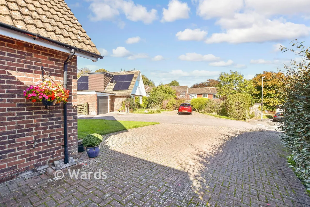 Freshfield Lane, Saltwood, CT21, photo 13