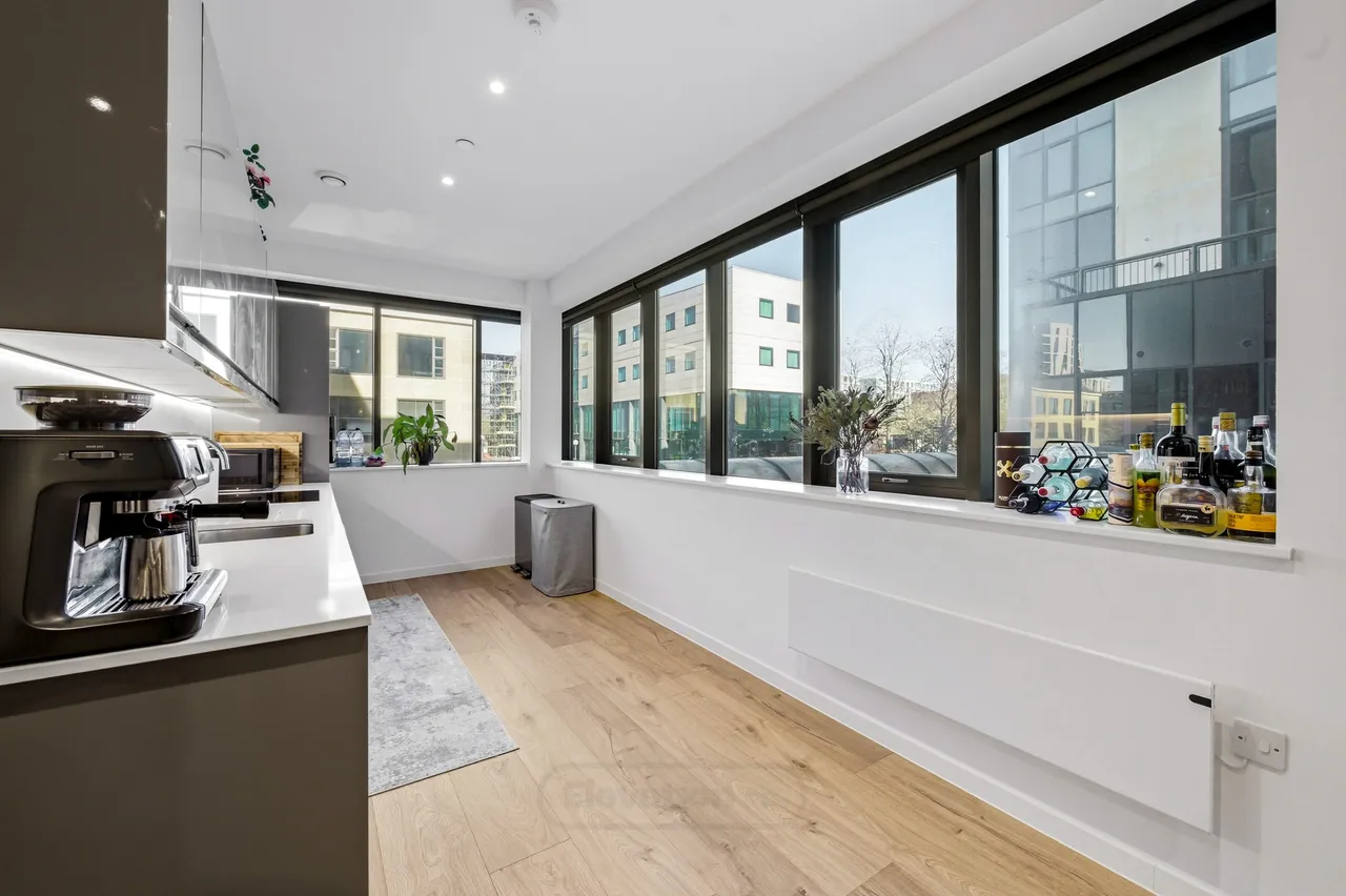 Flat 33, Tempus House, Milton Keynes, 249 Midsummer Boulevard, MK9 1FP, photo 10