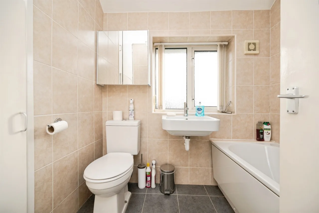 Cromwell Close, Rowley Regis, B65, photo 7