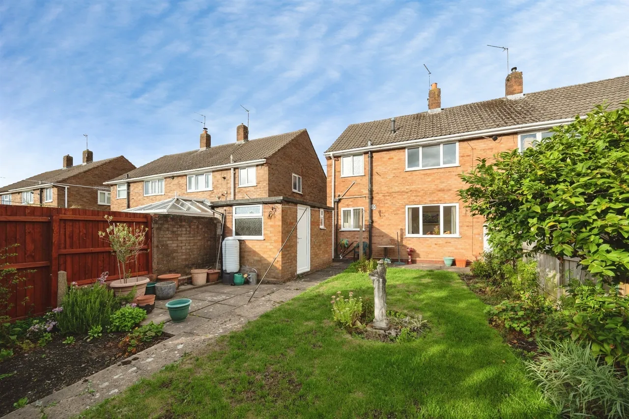 Cromwell Close, Rowley Regis, B65, photo 8