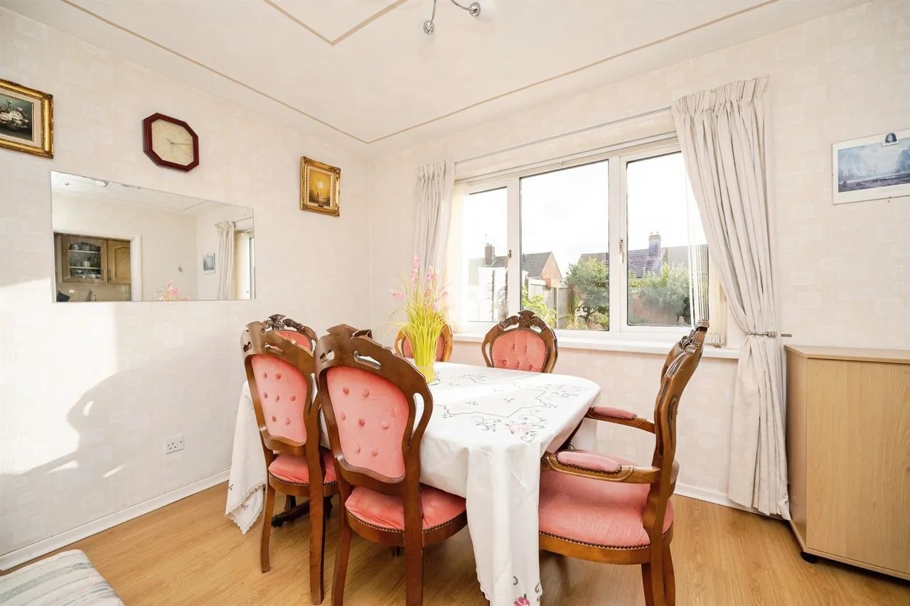 Cromwell Close, Rowley Regis, B65, photo 3