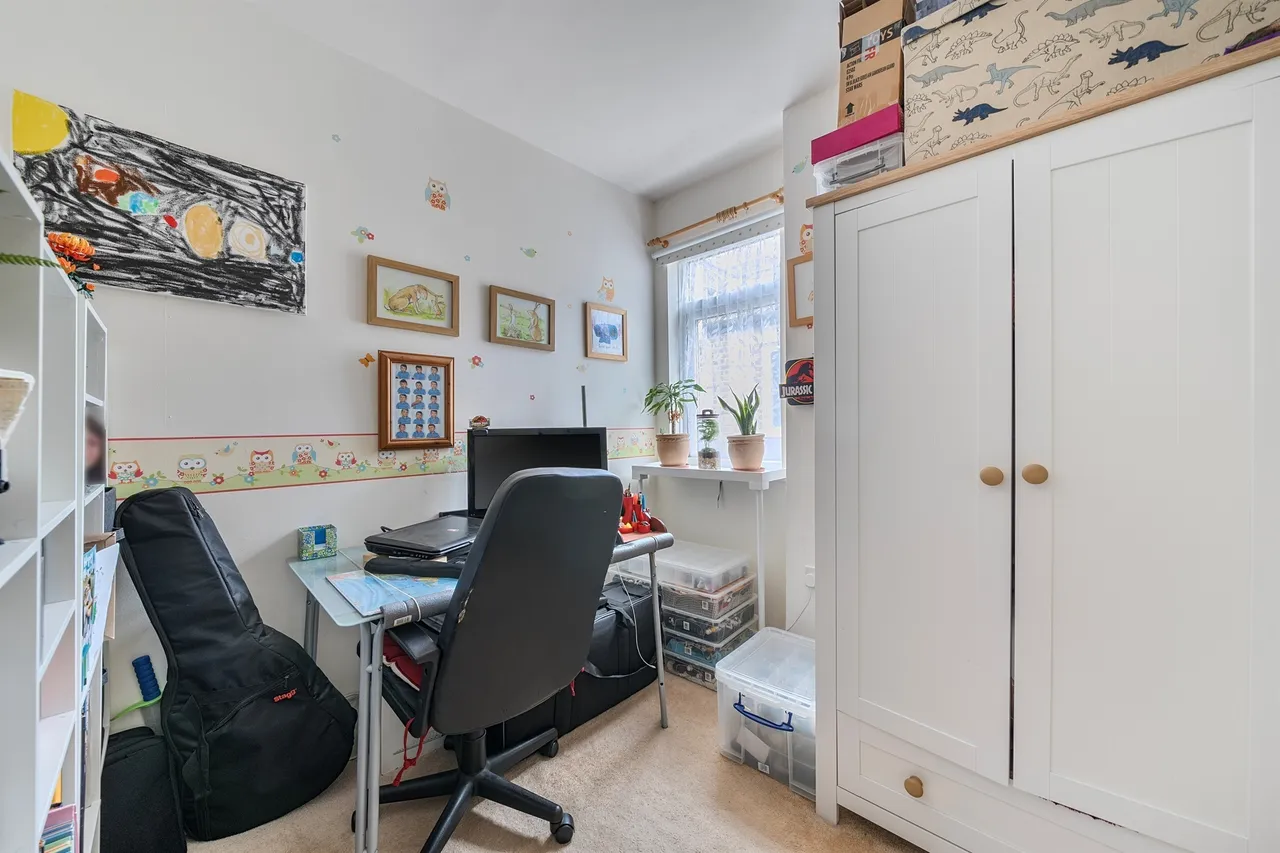 St. Andrews Road, Enfield, EN1, photo 8