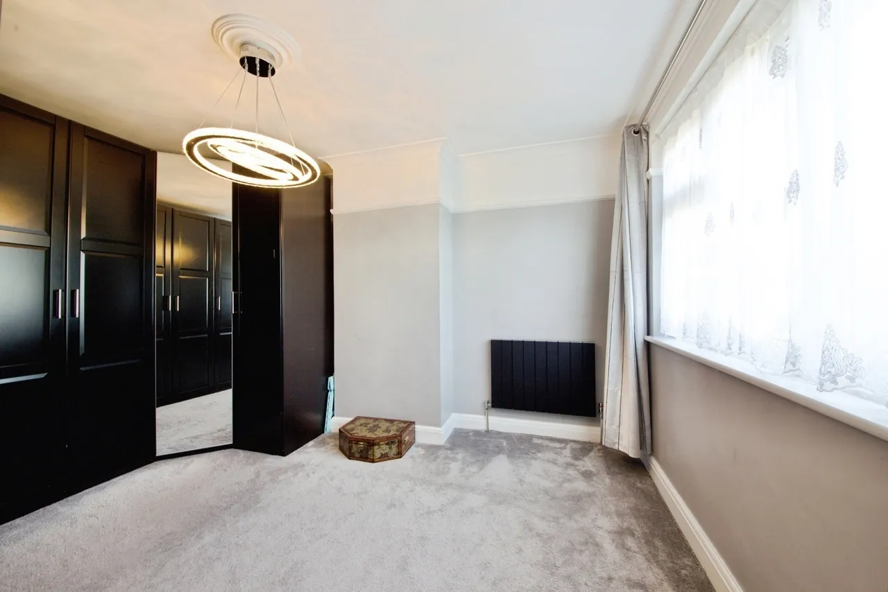 Ravenscraig Road, London, N11, photo 15