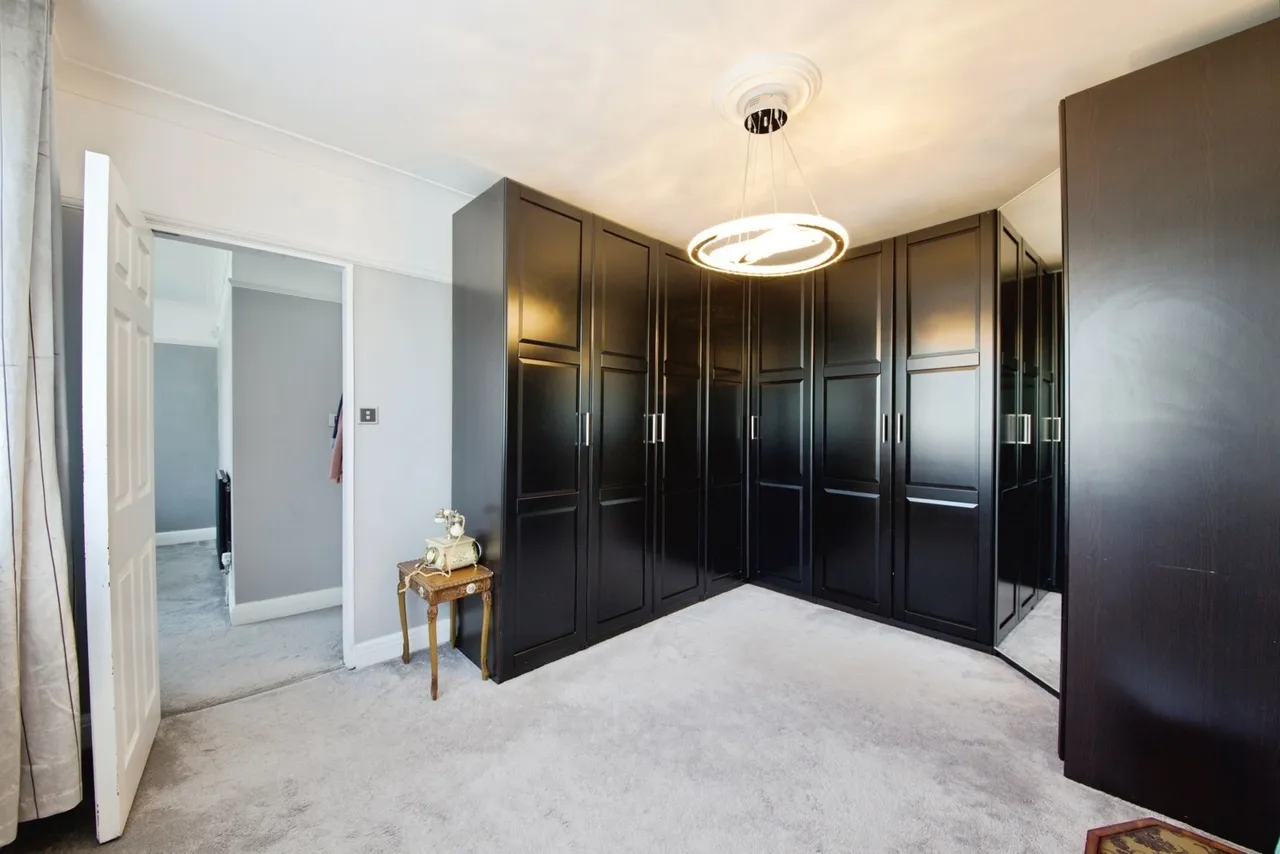 Ravenscraig Road, London, N11, photo 10