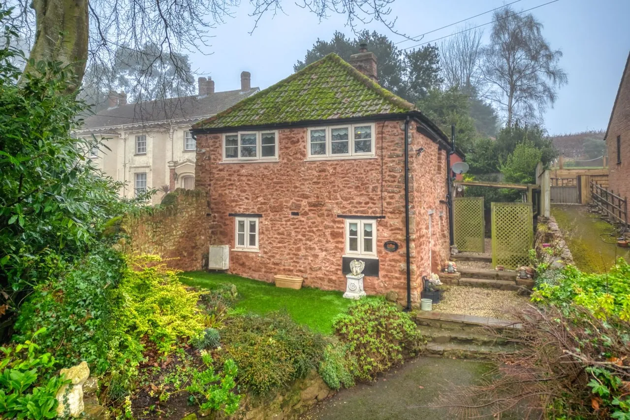3 bed house for sale, Hallgate Cottage, Ash Priors, TA4