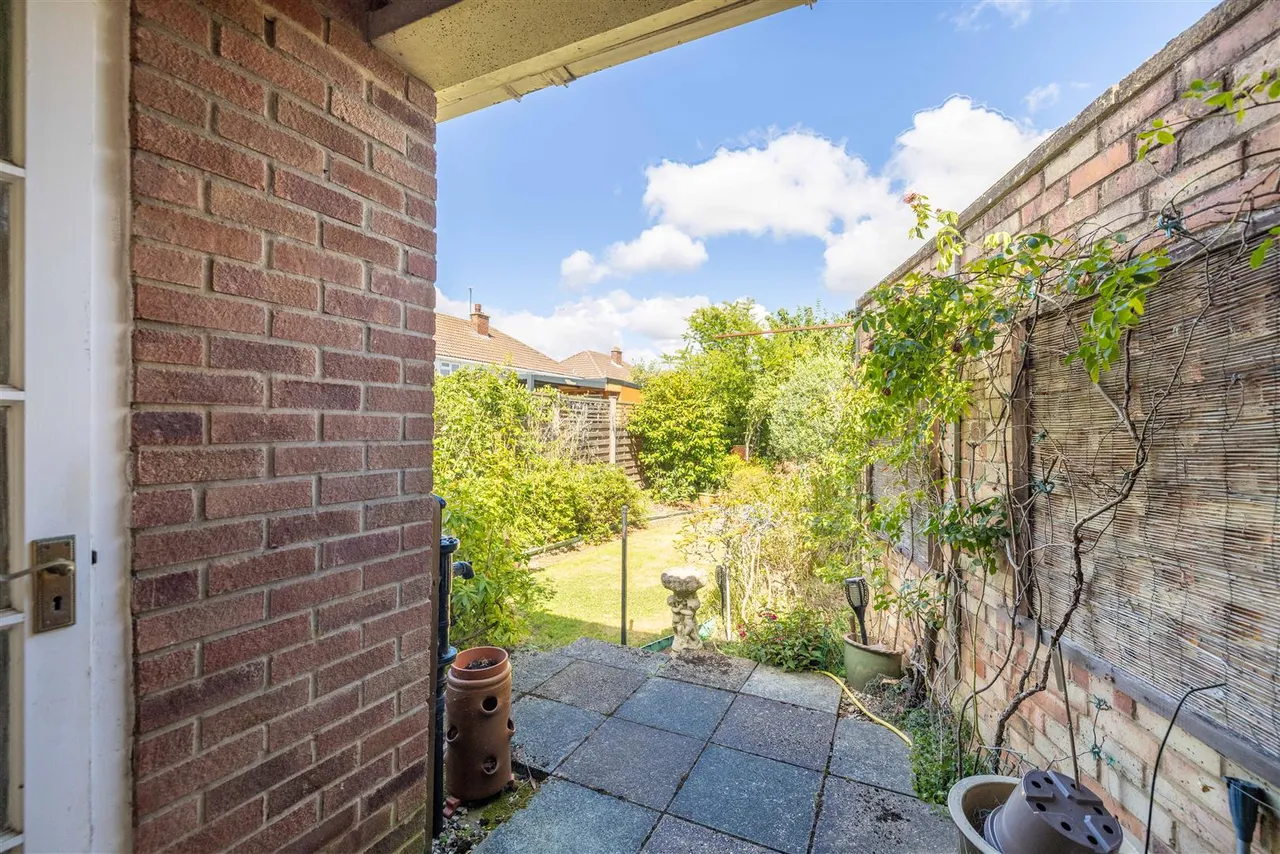Walpole Road, Old Windsor, Windsor, SL4 2LZ, photo 14