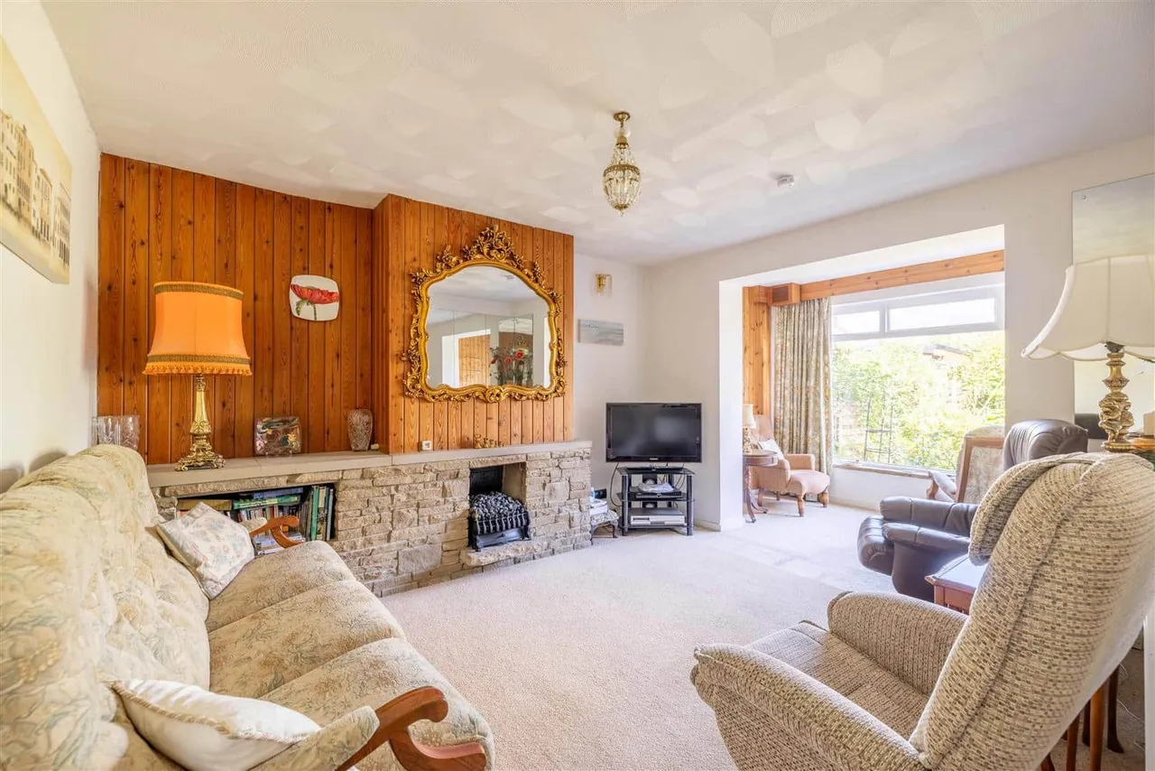 Walpole Road, Old Windsor, Windsor, SL4 2LZ, photo 4