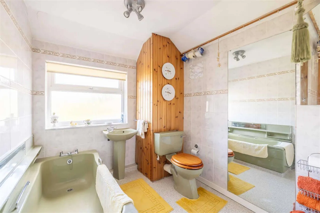 Walpole Road, Old Windsor, Windsor, SL4 2LZ, photo 11
