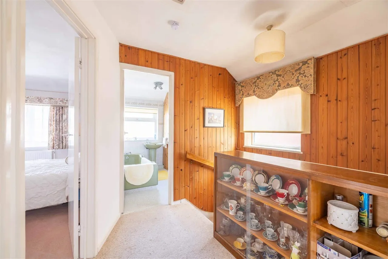Walpole Road, Old Windsor, Windsor, SL4 2LZ, photo 7