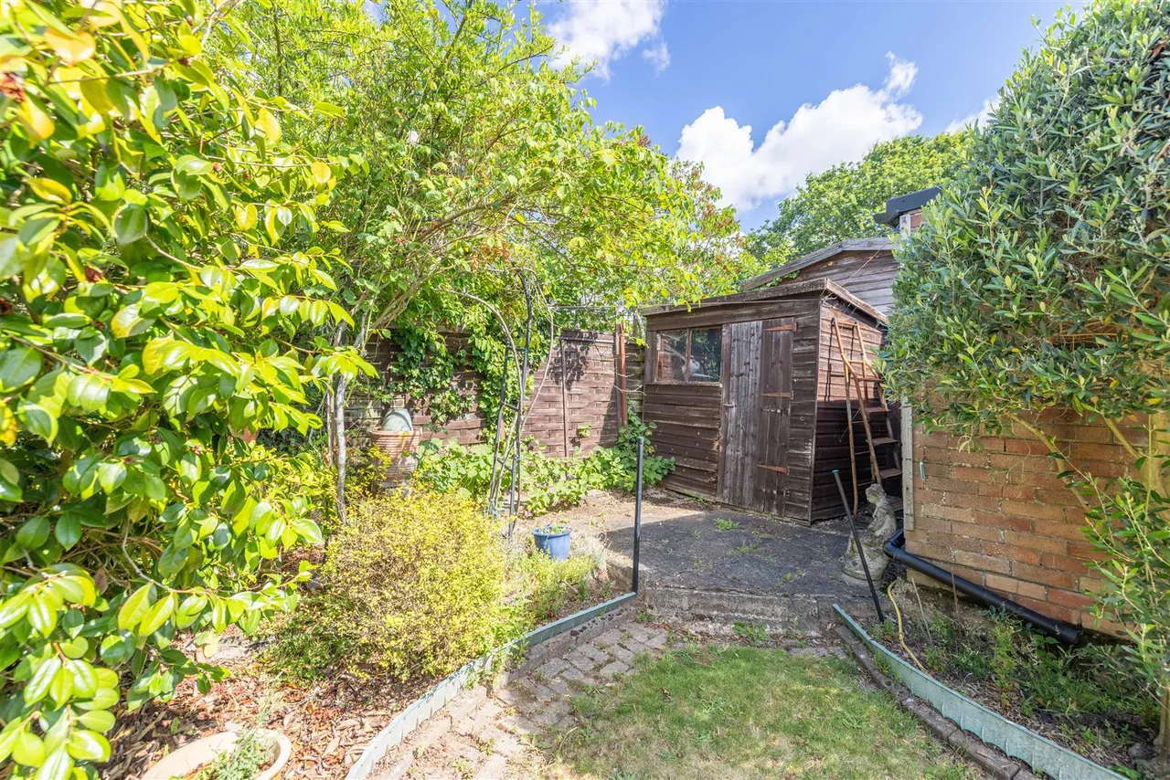 Walpole Road, Old Windsor, Windsor, SL4 2LZ, photo 15