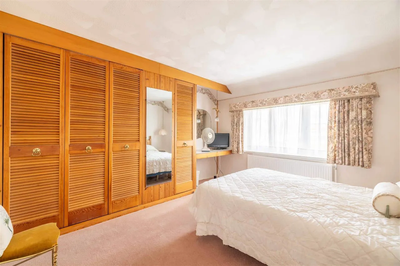 Walpole Road, Old Windsor, Windsor, SL4 2LZ, photo 8