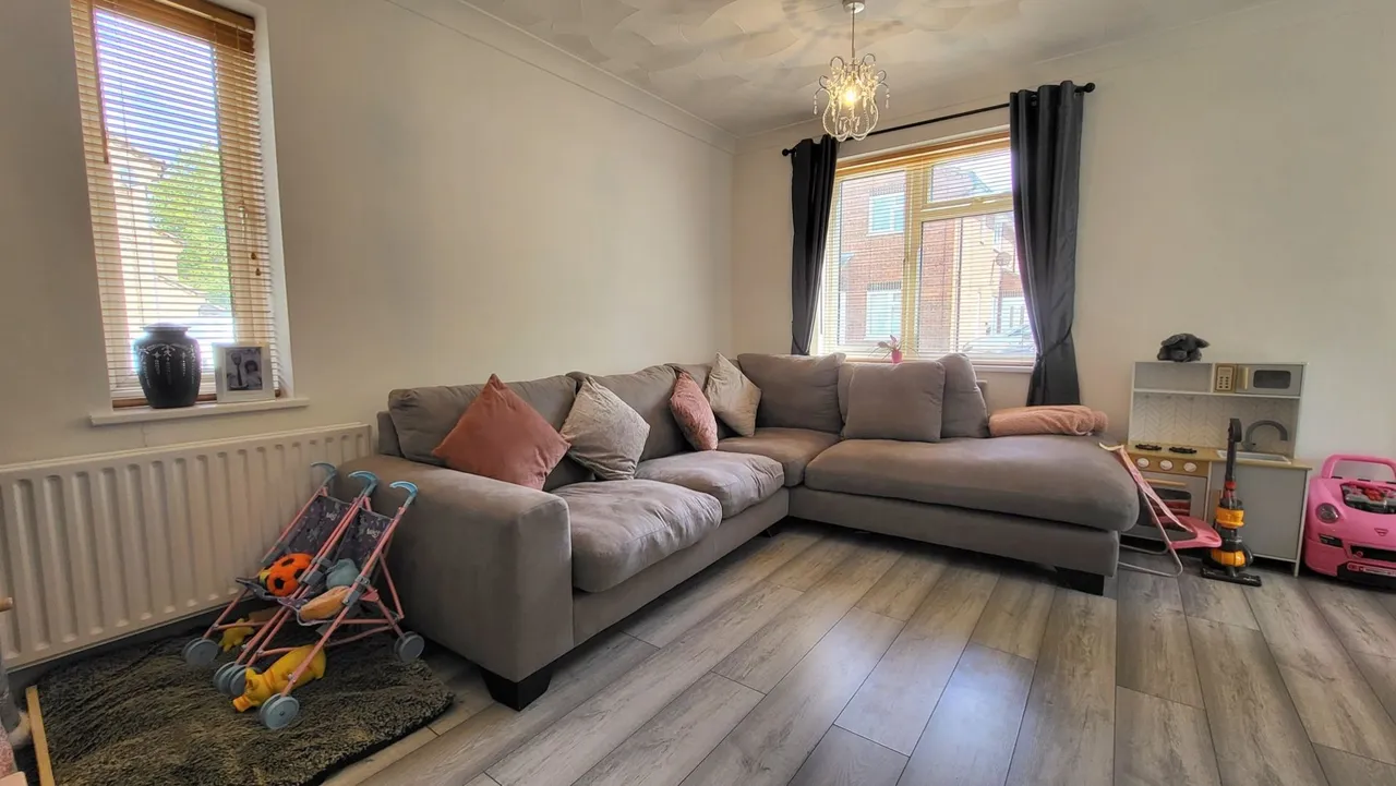 Swale Avenue, Gunthorpe, Peterborough, PE4, photo 3