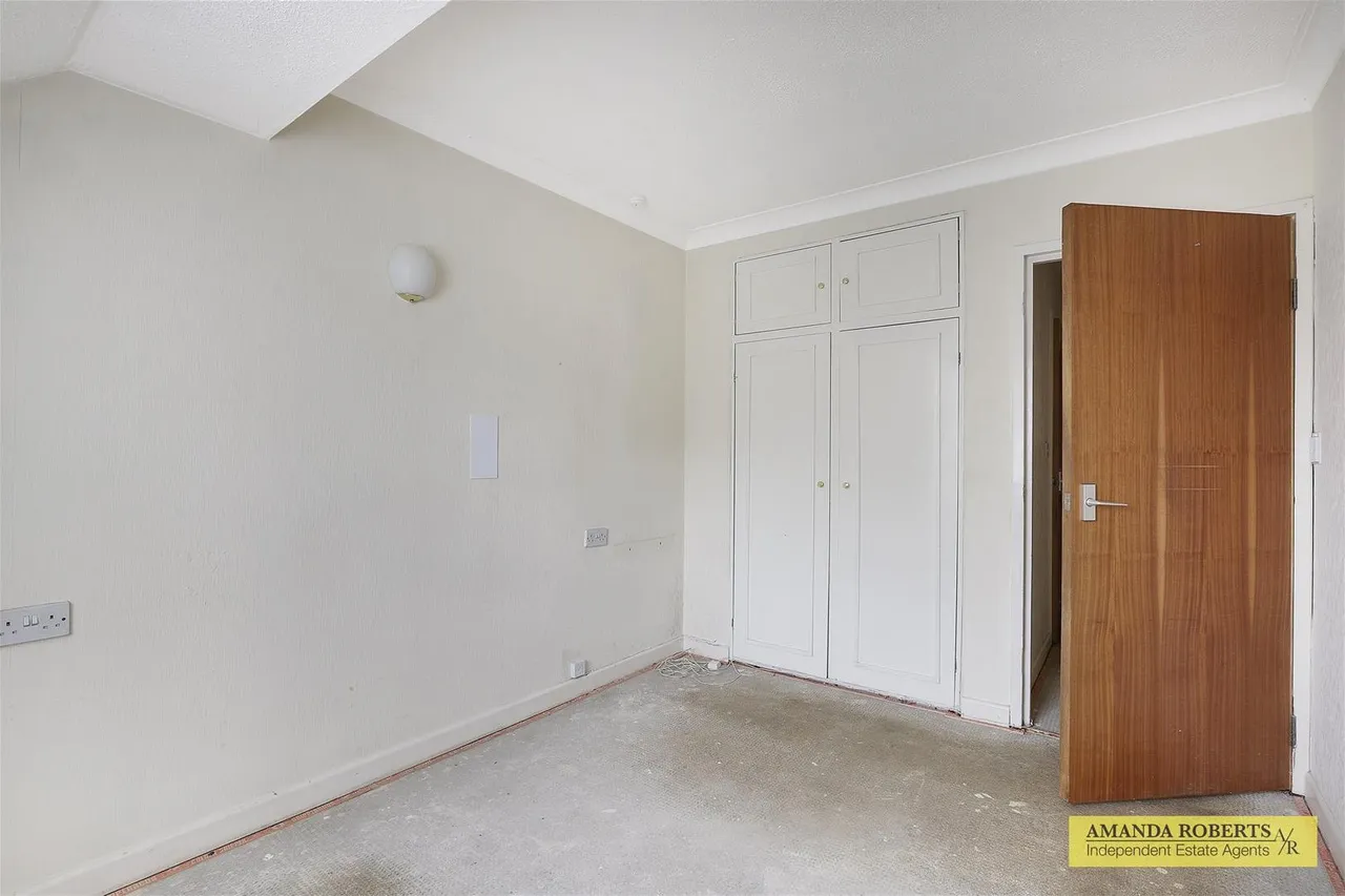 Homebush House, 142 Kings Head Hill, Chingford, photo 8