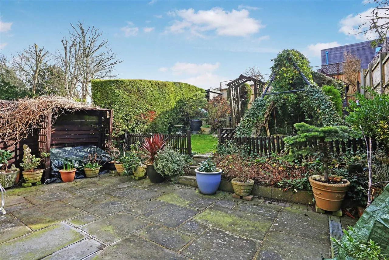 Walnut Mews, Sutton, SM2 5TL, photo 8