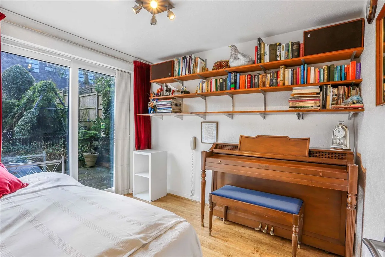 Walnut Mews, Sutton, SM2 5TL, photo 4