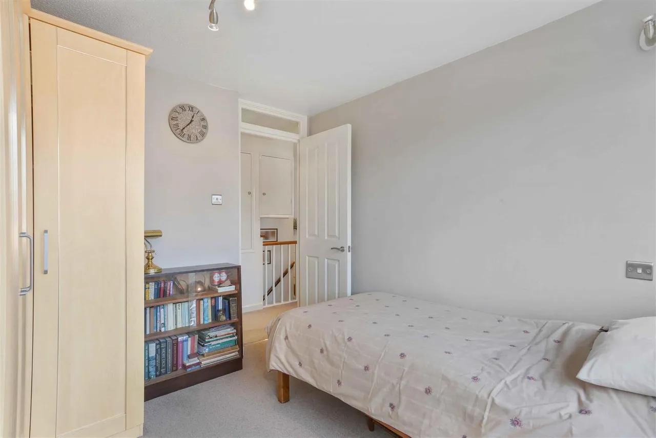 Walnut Mews, Sutton, SM2 5TL, photo 23