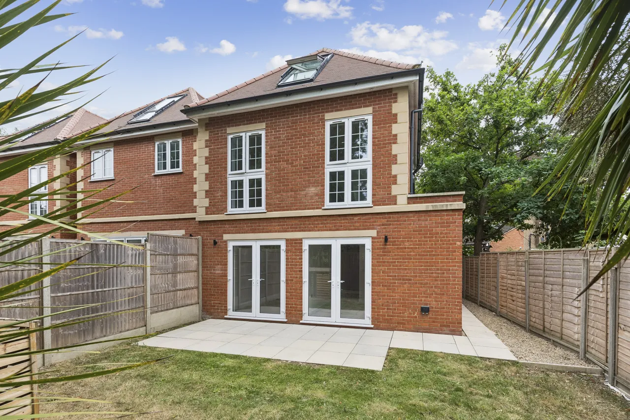Plot 1 Maxwelton Close, London, NW7, photo 4