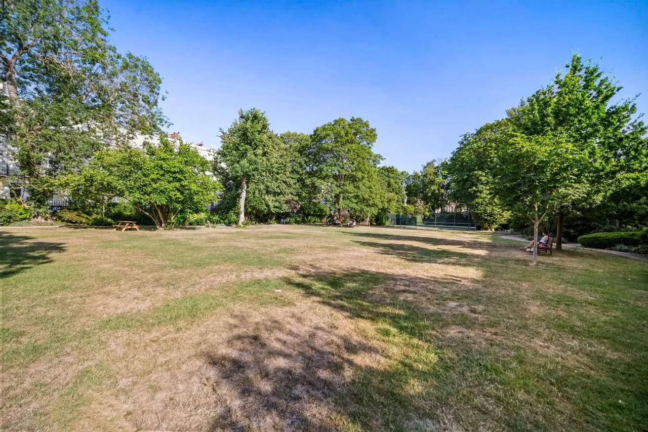 Norland Square, Holland Park, London, W11 4PX, photo 8