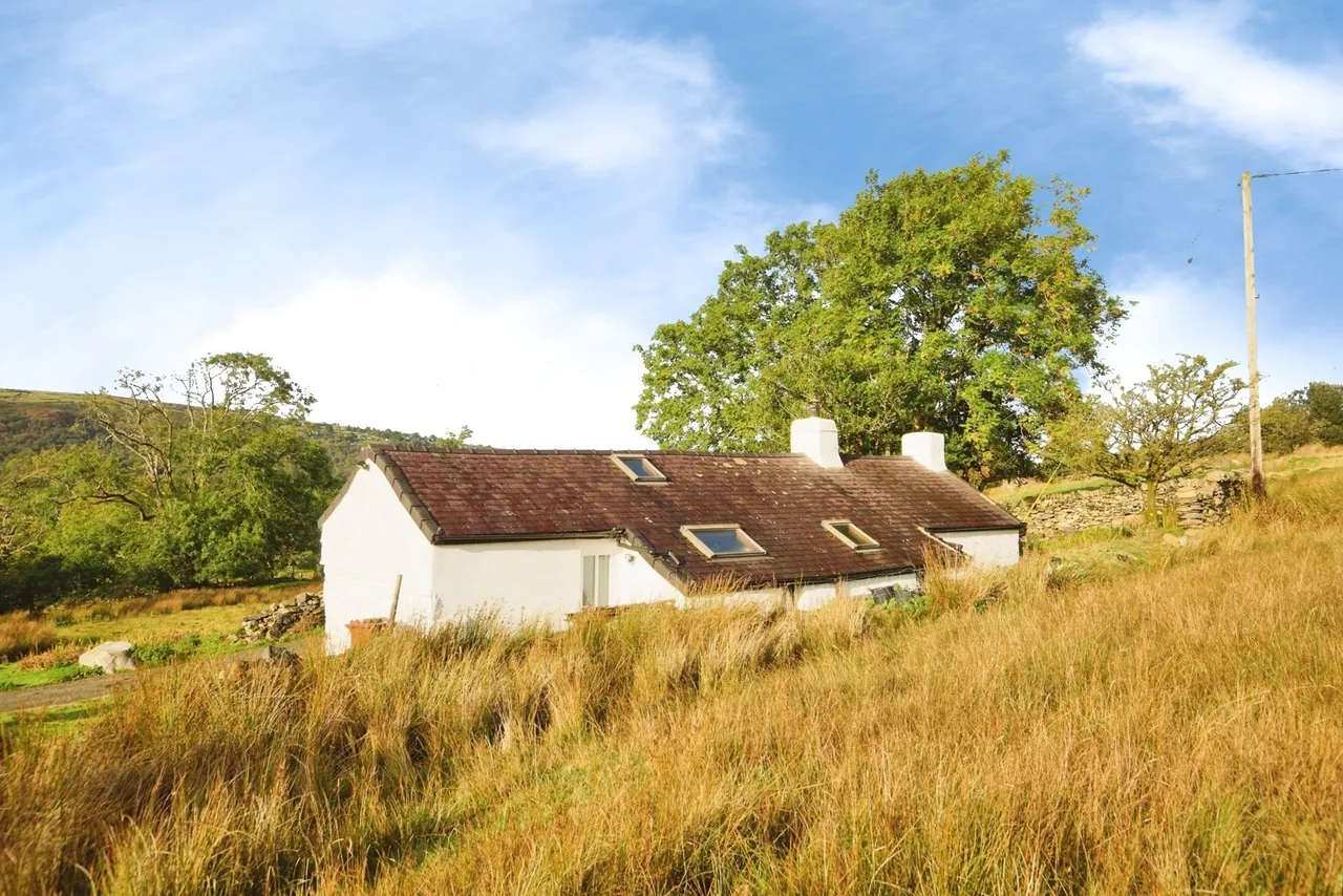 Waunfawr, Caernarfon, LL55, photo 17