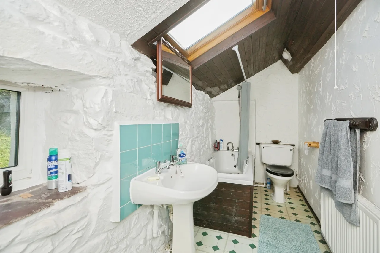 Waunfawr, Caernarfon, LL55, photo 7