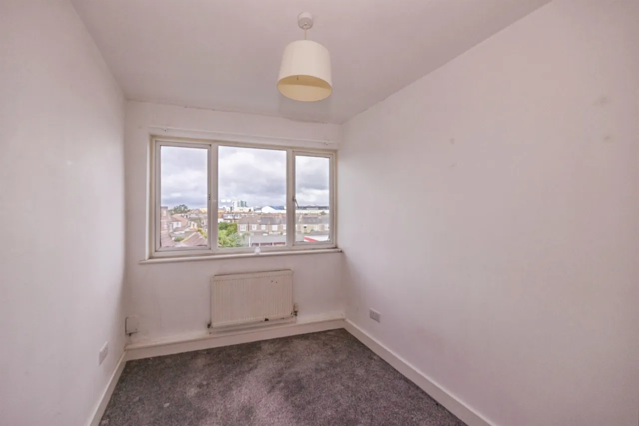 Milton Road, Southsea, photo 6