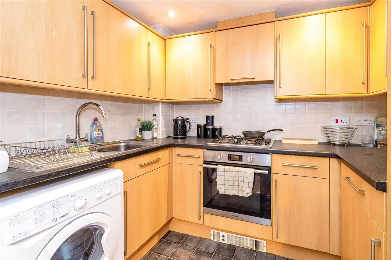 Portswood Road, Southampton, SO17, photo 3