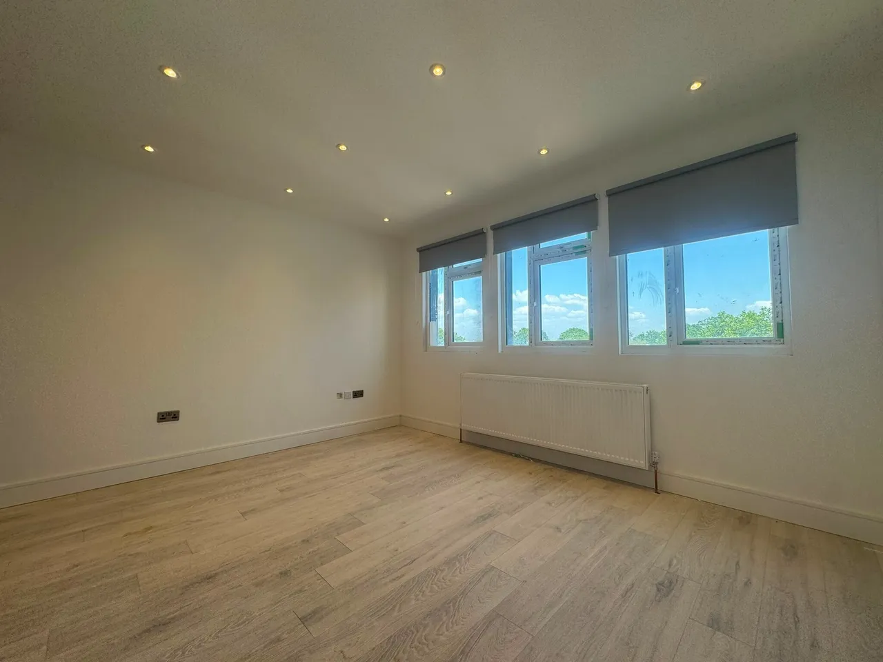 1 bed flat to rent, High Street, Swanley, BR8