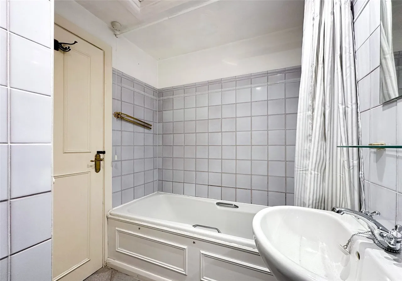 Gloucester Street, London, SW1V, photo 3