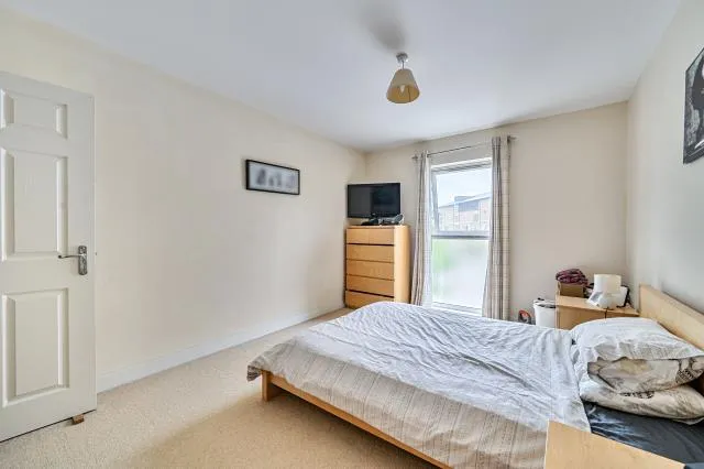 Pasteur Drive, Swindon, SN1, photo 12