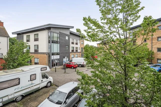 Pasteur Drive, Swindon, SN1, photo 19