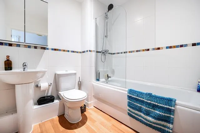 Pasteur Drive, Swindon, SN1, photo 16