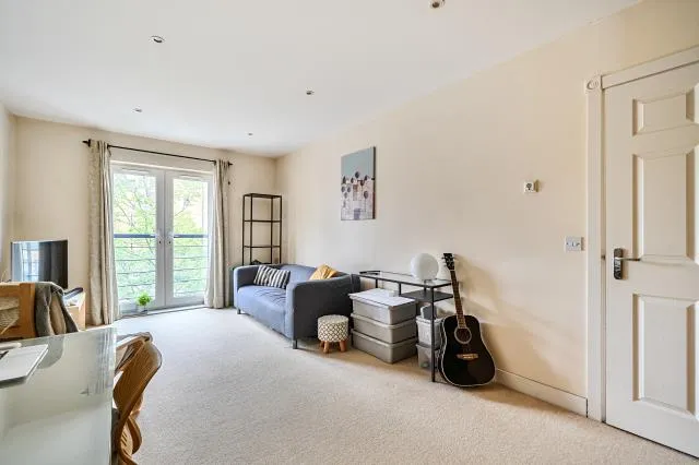 Pasteur Drive, Swindon, SN1, photo 2