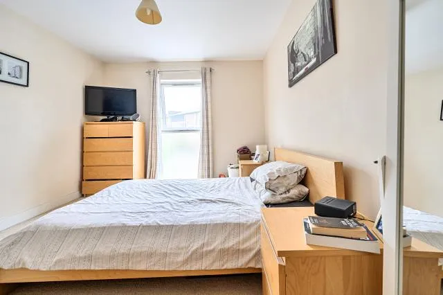 Pasteur Drive, Swindon, SN1, photo 14