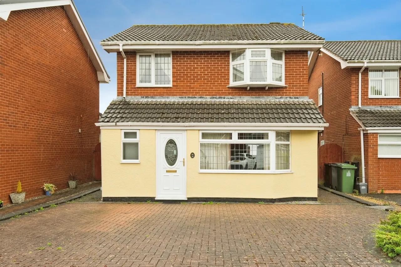 2 bed house for sale — Dutton Drive, Wirral