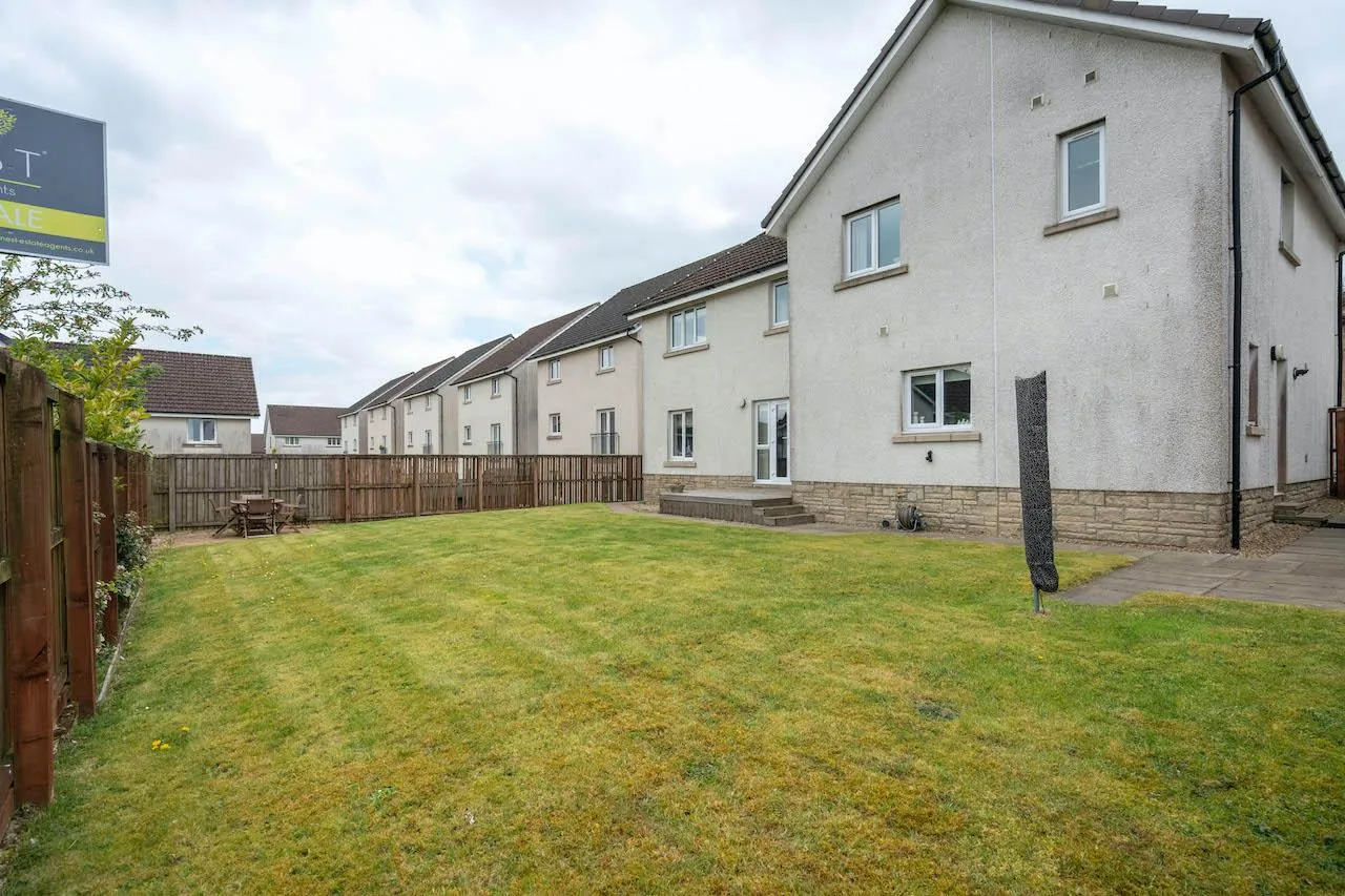 Glen Douglas Drive, Cumbernauld, G68 0DW, photo 37