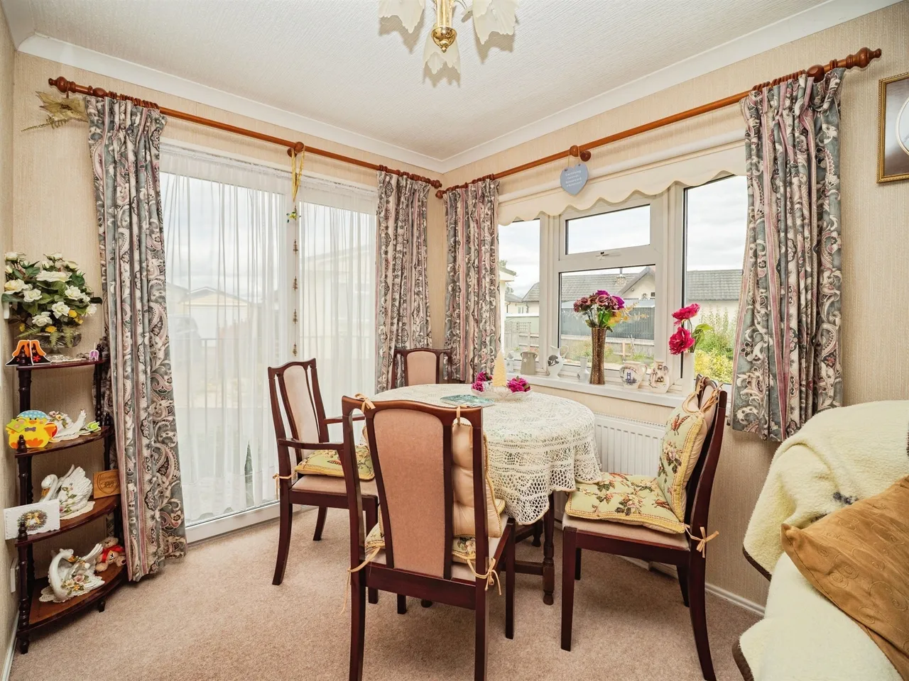 Oaklands Park, Crossways, Dorchester, photo 4